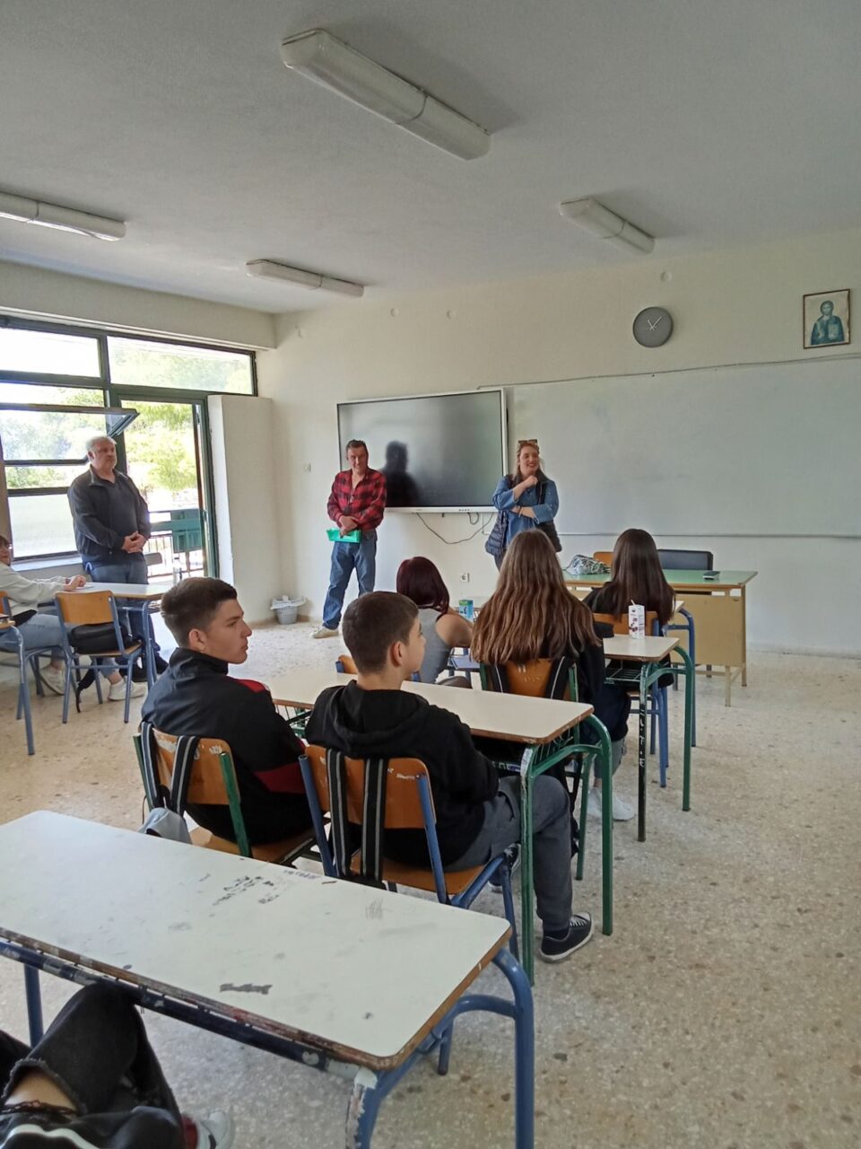 Triti ilikia gymnasio pelopiou